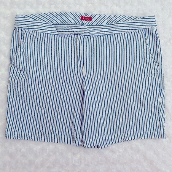 IZOD Blue & White Seersucker Shorts Women’s Size 14 | Classic Summer Style - Picture 1 of 6